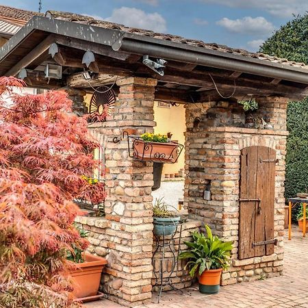 Agriturismo Pozzo Fiorito Castiglione Delle Stiviere Bagian luar foto