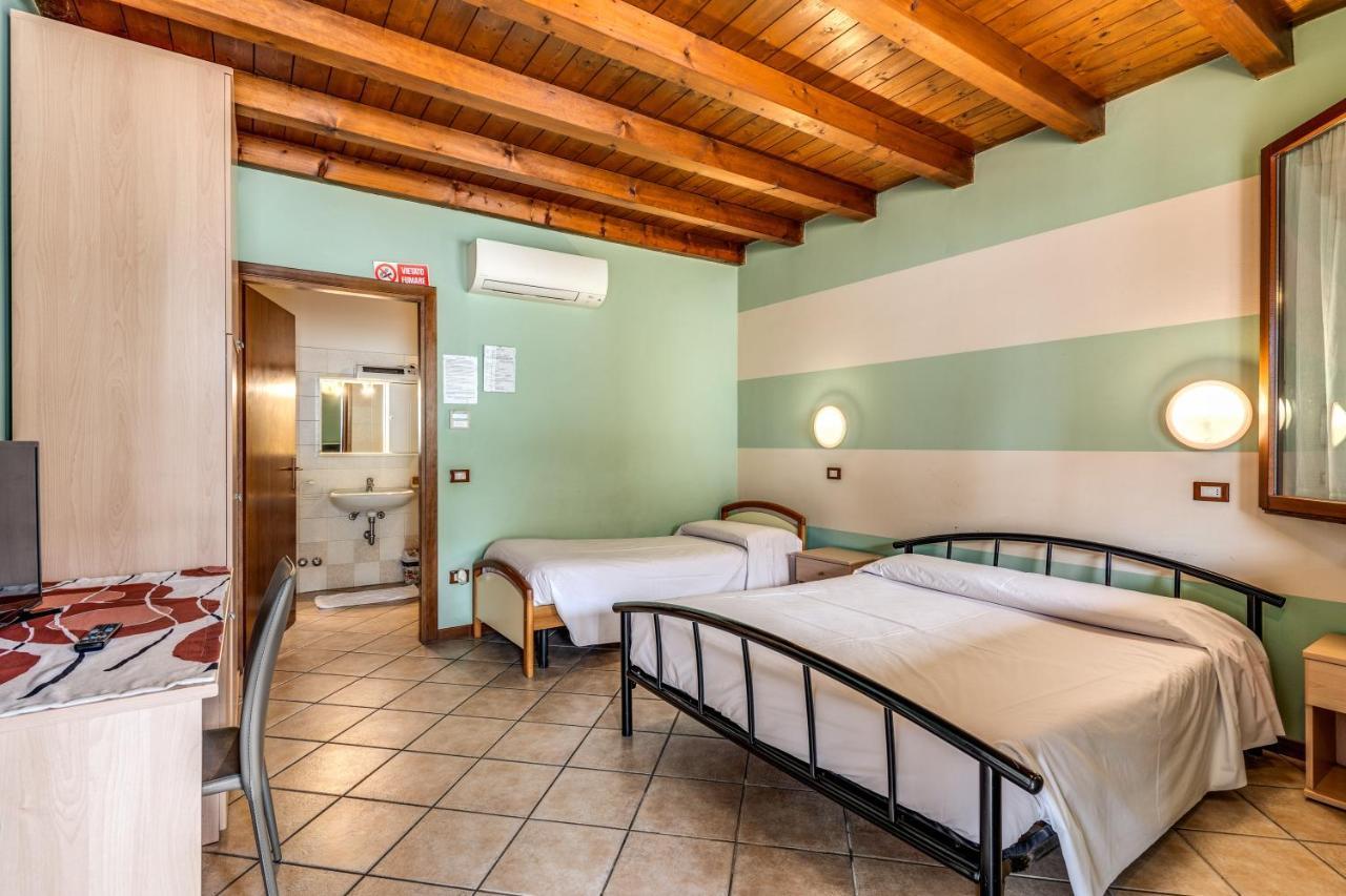 Agriturismo Pozzo Fiorito Castiglione Delle Stiviere Bagian luar foto