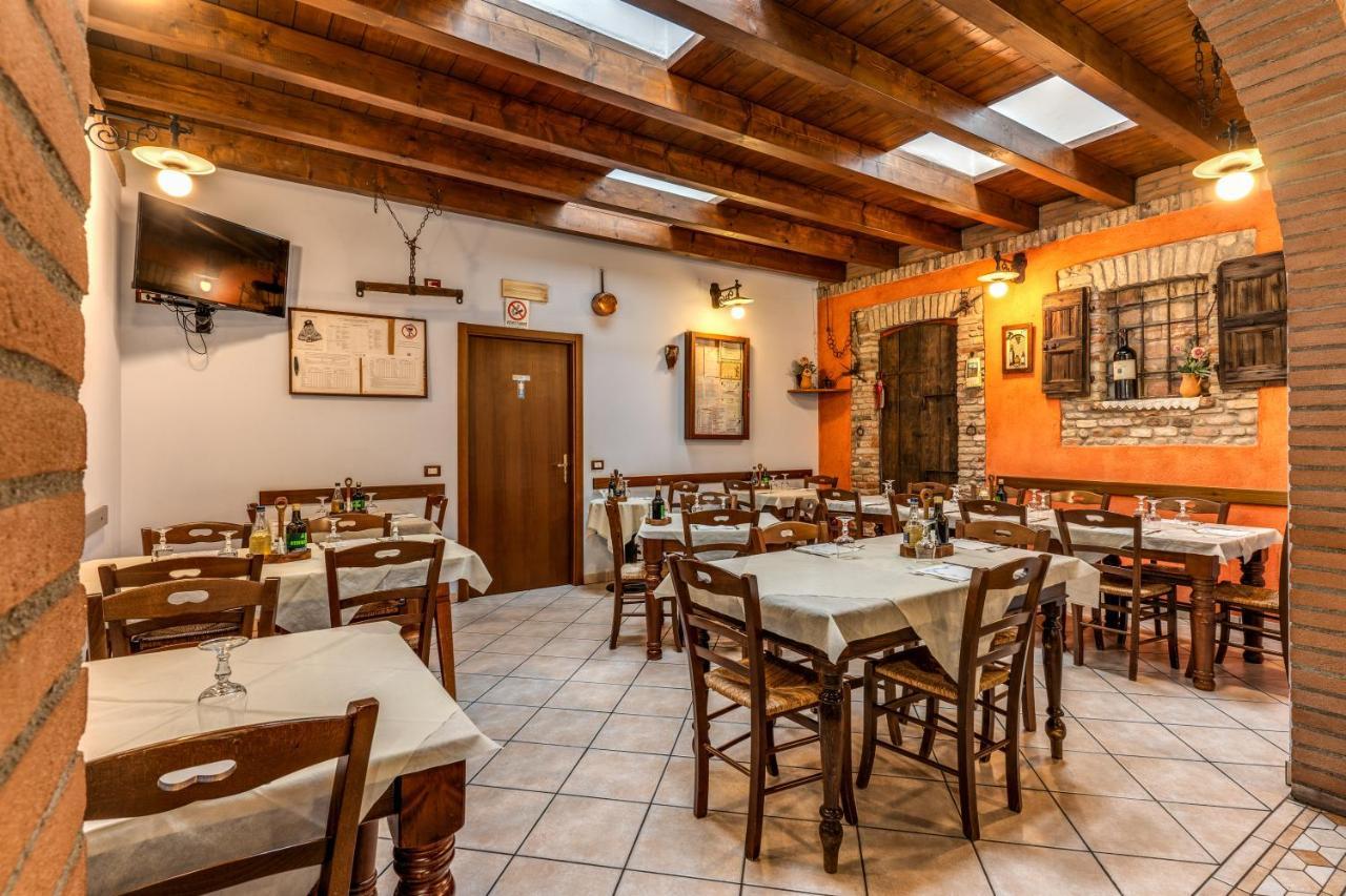 Agriturismo Pozzo Fiorito Castiglione Delle Stiviere Bagian luar foto