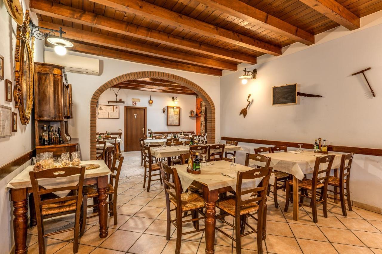 Agriturismo Pozzo Fiorito Castiglione Delle Stiviere Bagian luar foto