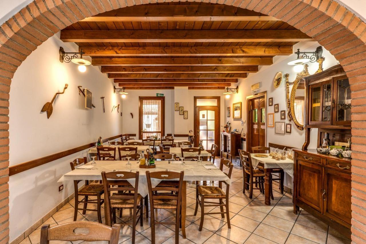Agriturismo Pozzo Fiorito Castiglione Delle Stiviere Bagian luar foto