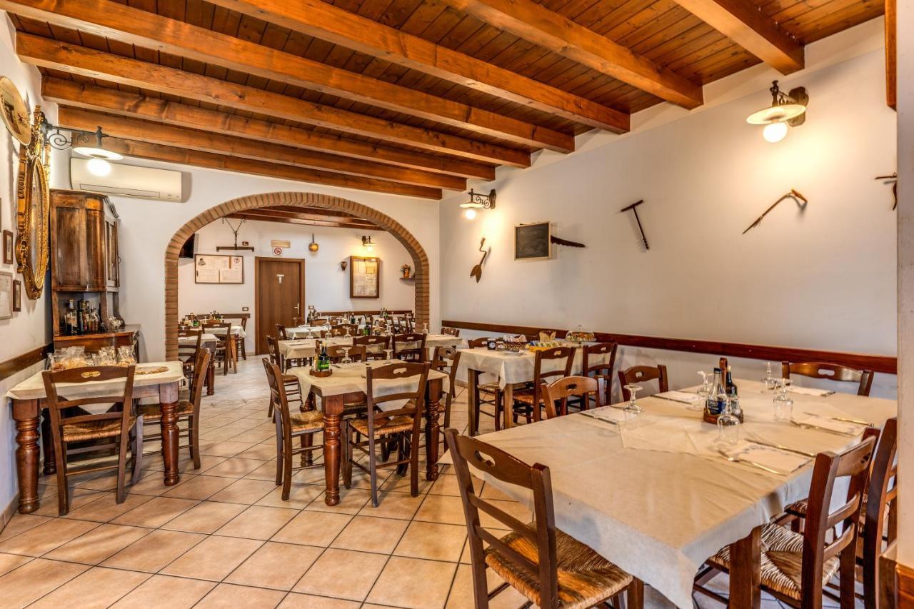 Agriturismo Pozzo Fiorito Castiglione Delle Stiviere Bagian luar foto