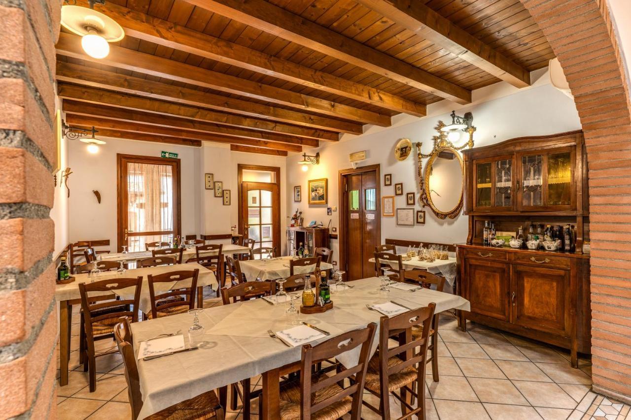 Agriturismo Pozzo Fiorito Castiglione Delle Stiviere Bagian luar foto